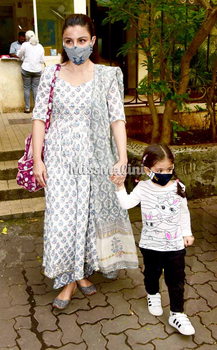 Soha Ali Khan and Inaaya Kemmu