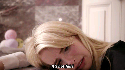 Emma Roberts Crying GIF by ScreamQueens - Find & Share on GIPHY