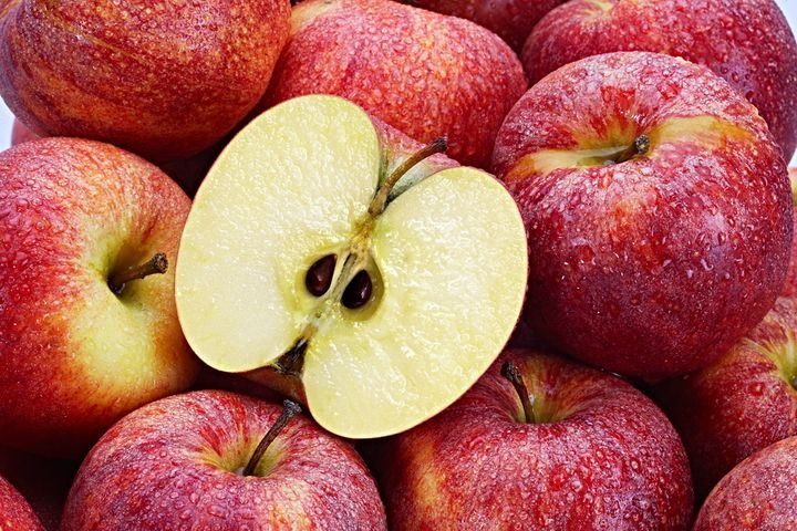 Apples By hacohob | www.shutterstock.com