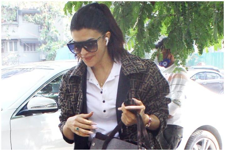 Jacqueline Fernandez Wears A Classic Winter Jacket And We’re Obsessed