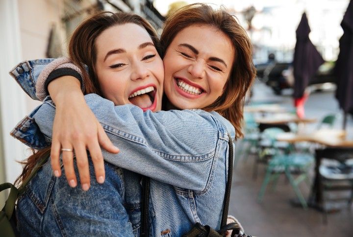 5 Reasons You Should Make Hugging A Part Of Your Daily Routine