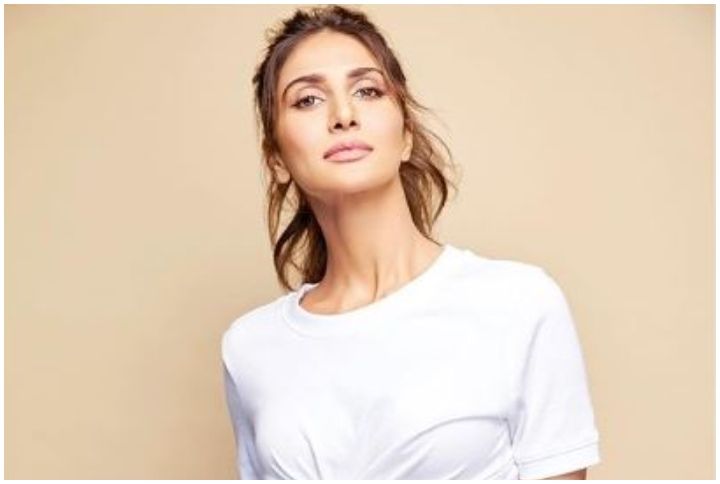 Vaani Kapoor Bedazzles Us In A Sequin Skirt And Basic White Tee