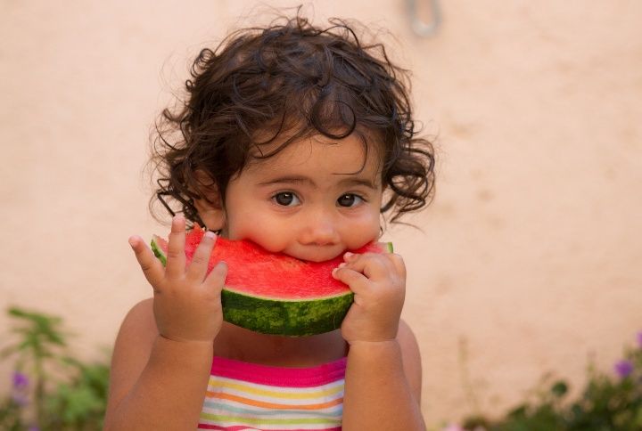6 Best Summer Foods For Toddlers That Nutritionists Swear By