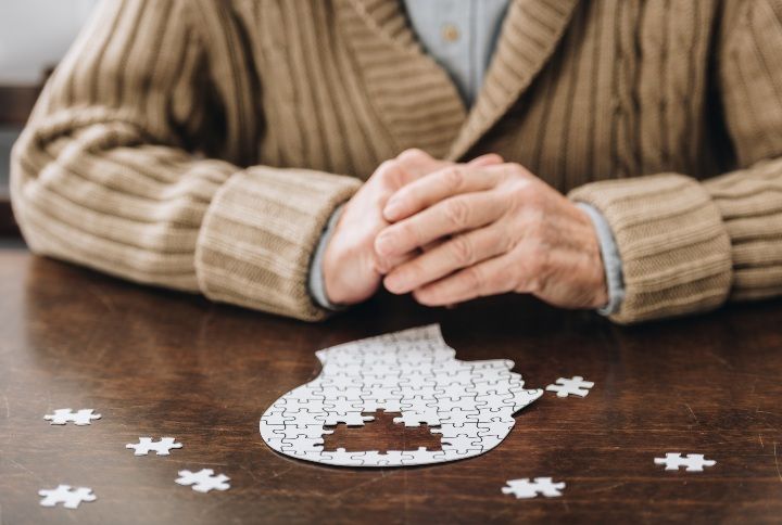 3 Common Types Of Dementia—Explained By A Neurologist