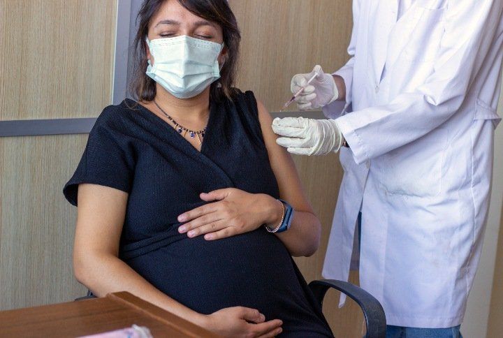 Pregnant Woman Getting Vaccinated By Huseyin Eren Obuz | www.shutterstock.com