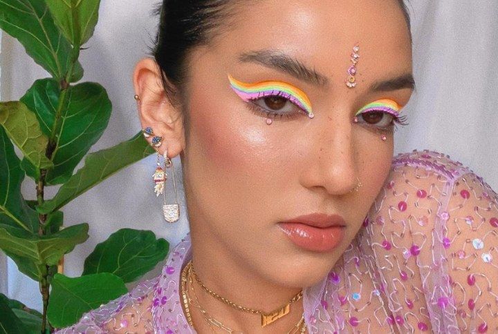6 Colourful Eyeliners That Will Amp Up Your Holi Makeup Looks