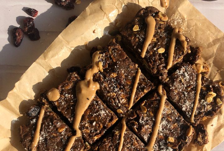 Here’s How You Can Make No-Bake Peanut Butter Bars For A Quick Healthy Fix