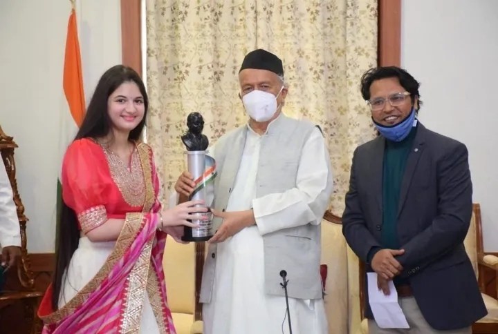 &#8216;Bajrangi Bhaijaan&#8217; Fame Harshaali Malhotra Honoured With Bharat Ratna Dr Ambedkar Award