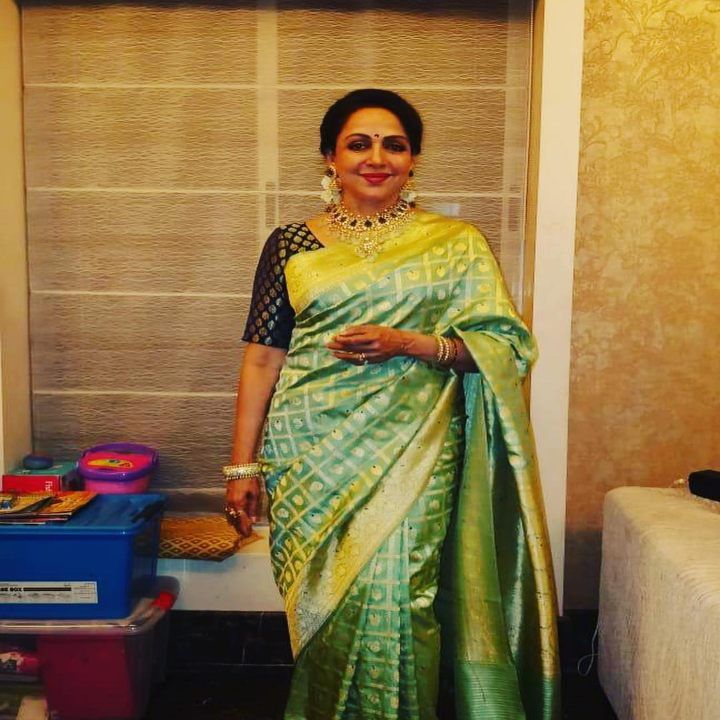 Hema Malini (Source: Instagram | @dreamgirlhemamalini)