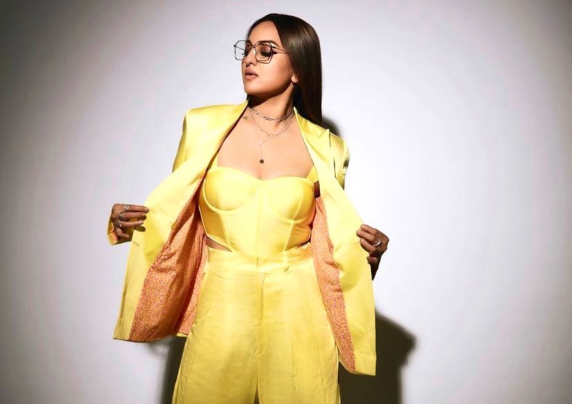 Sonakshi Sinha&#8217;s Latest OOTD&#8217;s Exude A Chic Contemporary Vibe And We Stan