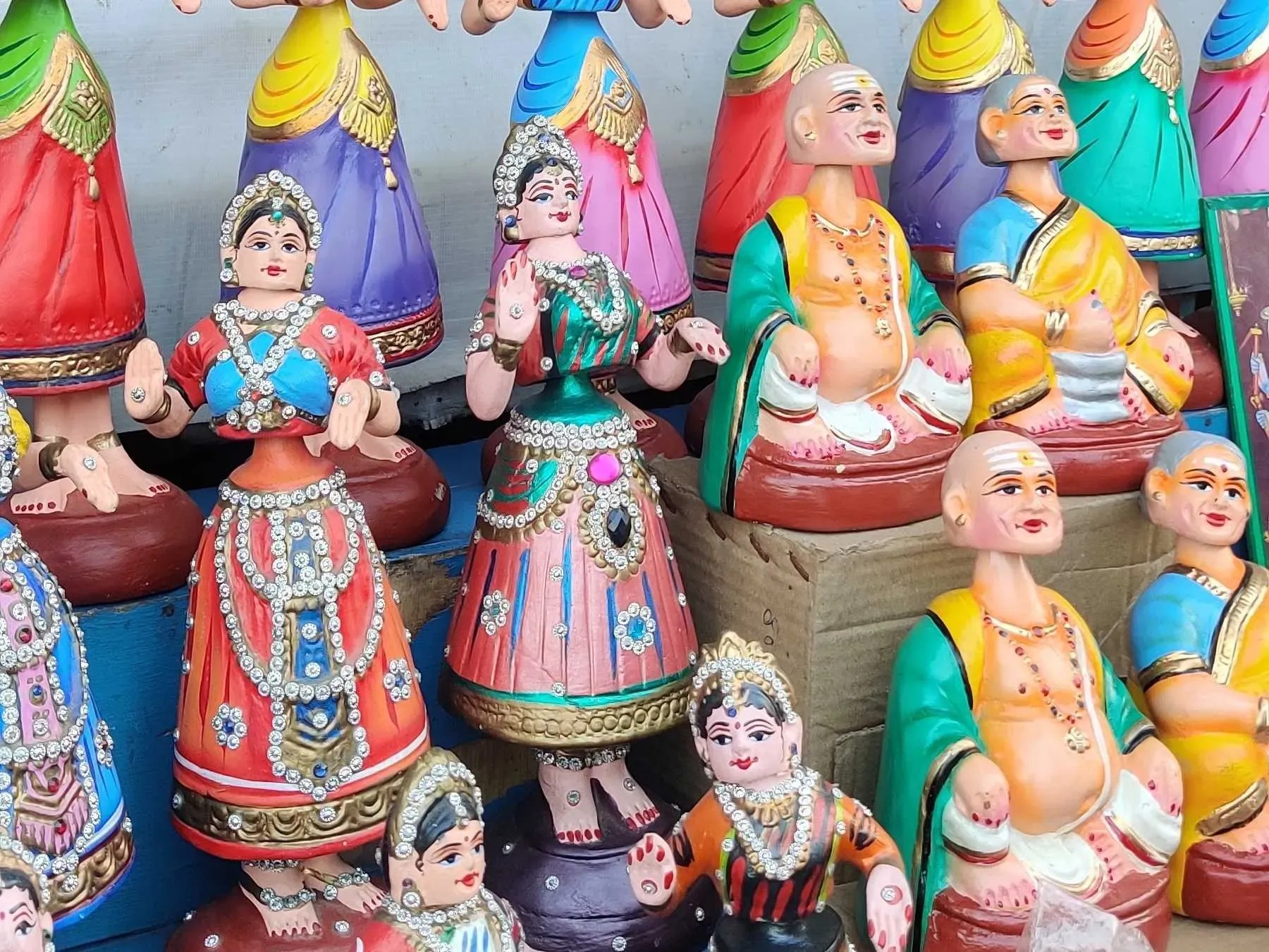 Thanjavur "Dancing" Dolls