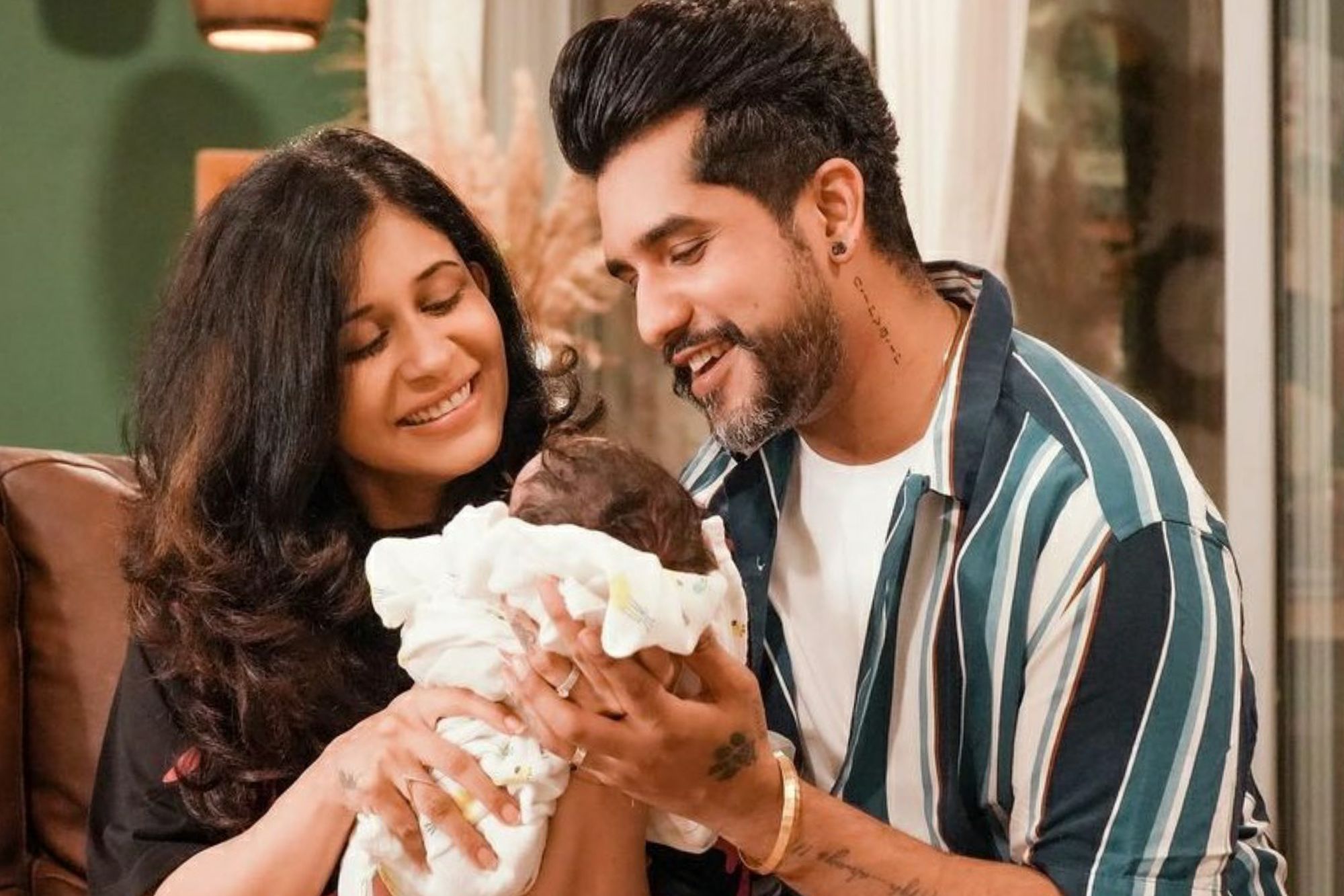 सुयश राय और किश्वर मर्चेंट ने दी अपने बेबी बॉय निरवैर की झलक, यहाँ देखिये वीडियो