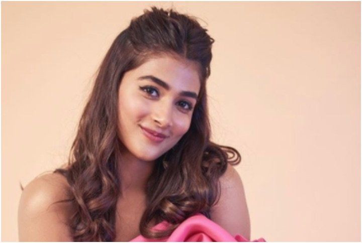 Pooja Hegde Helps 100 Families With A Month’s Ration Amid The Pandemic