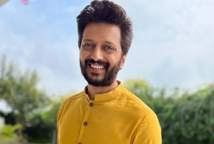 Riteish Deshmukh To Reportedly Make His Directorial Debut With A Marathi Film
