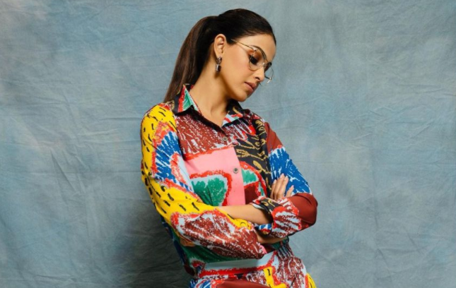 Genelia D'Souza Raises The Glam Quotient With This Vibrant OOTD