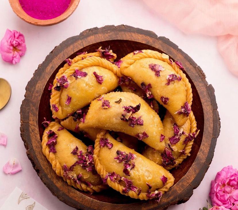 7 Holi Snacks You Need To Indulge In This Festive Season!