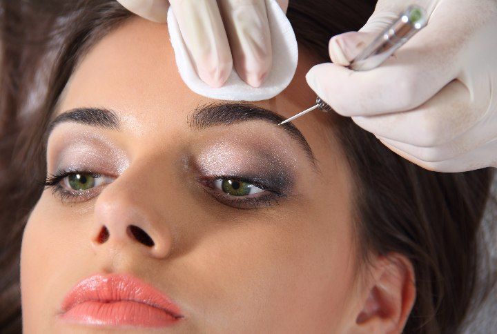 Eyebrow Extensions by joycedragan | www.shutterstock.com