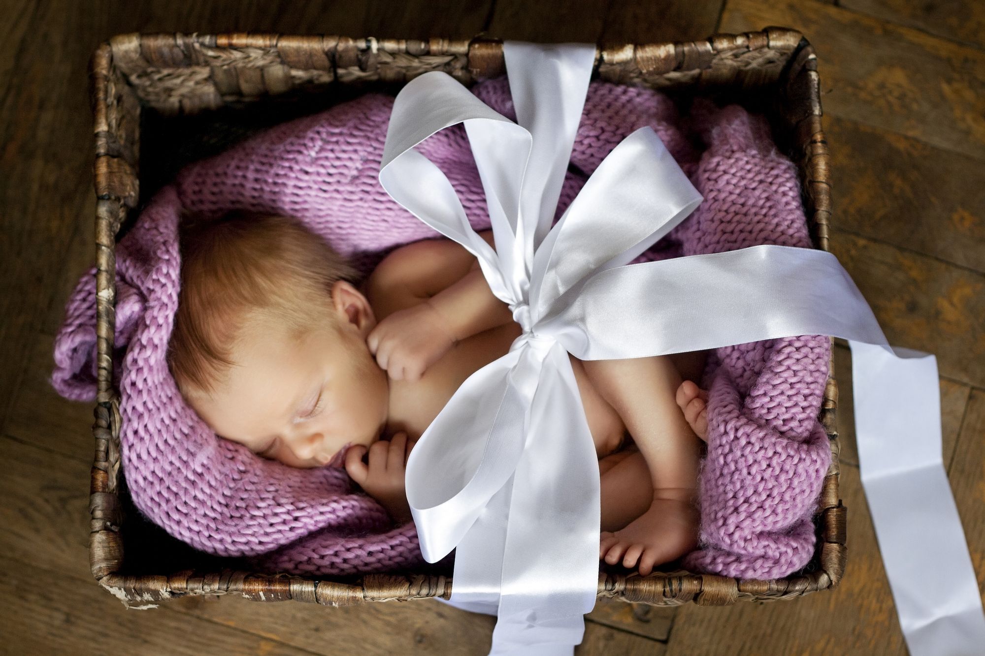 10 Things You Can Gift A New Born Baby