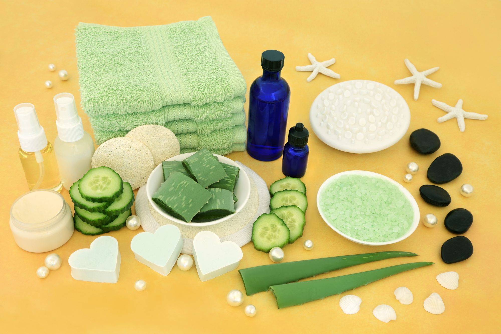 Cucumber and Aloe Vera Gel by marilyn barbone | www.shutterstock