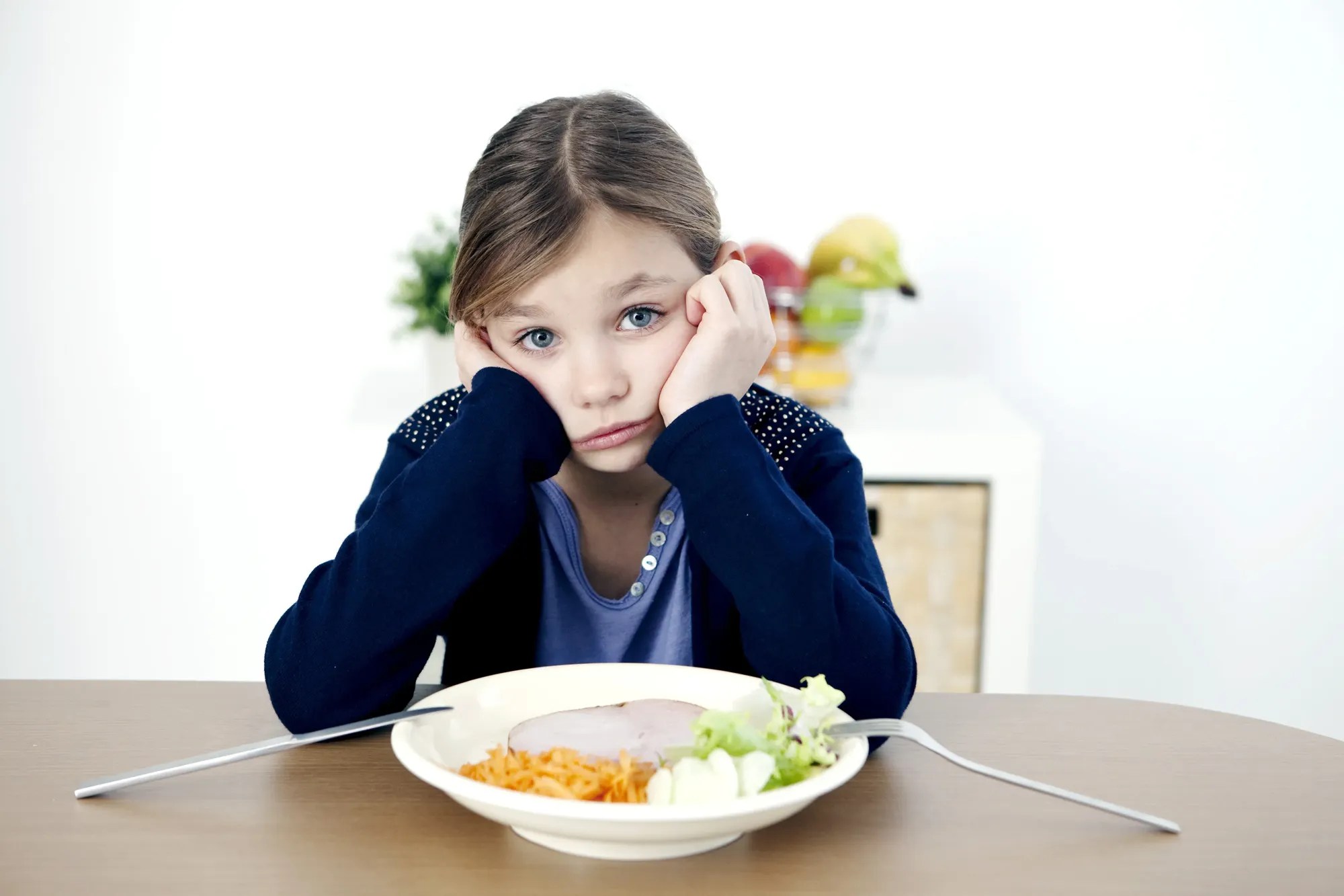 8 Ways To Help Kids Develop A Healthy Attitude To Food