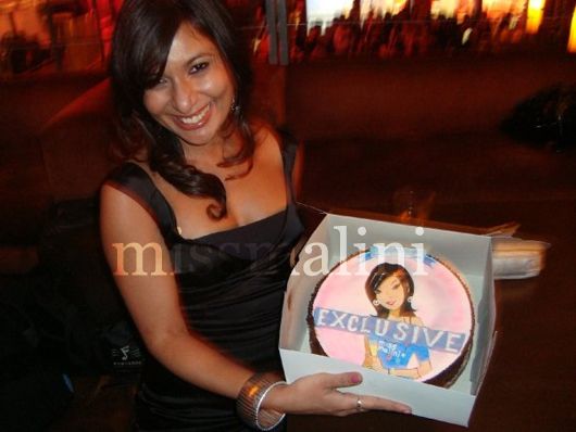 missmalini's yummy cake courtesy The Baking Tray!