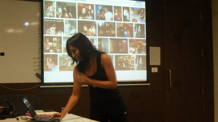 MissMalini Speaking at The Social Media Club on Online Marketing for Blogs