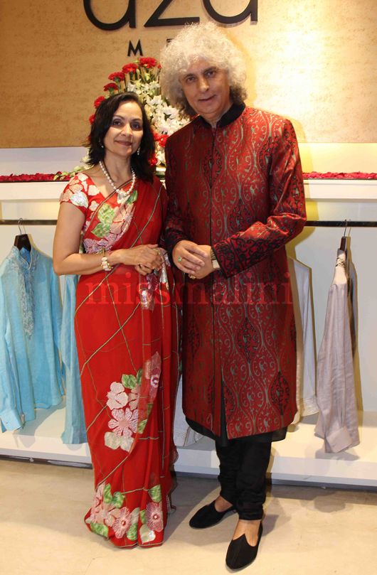 Alka Nishar with Pandit Shiv Kumar Sharma