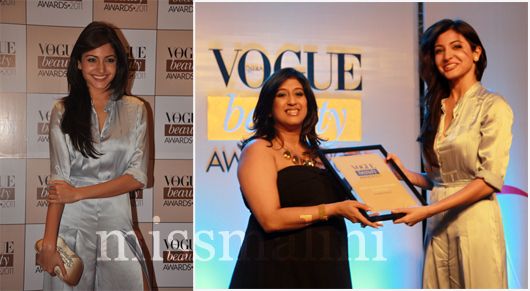 Anushka Sharma is presented the Fresh Face Award