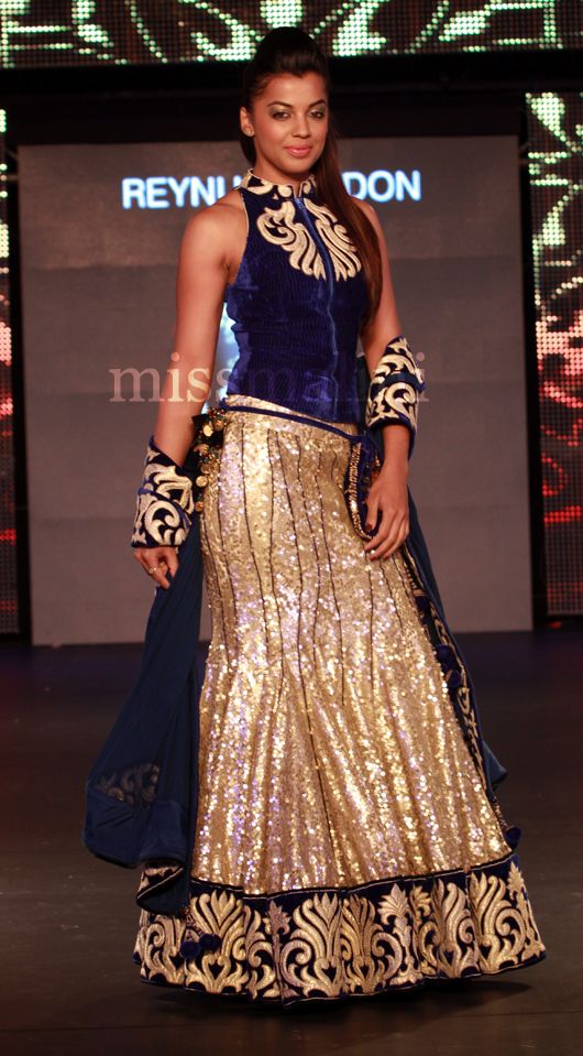 Mugdha Godse in Rehynu Tandon Mugdha Godse in Rehynu Tandon