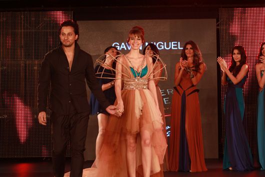 The Fashion Scoop on the Blenders Pride Fashion Tour 2011: Anand Kabra & Gavin Miguel