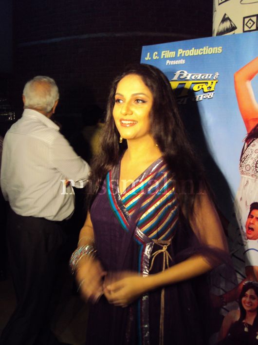 Gracy Singh is all smiles