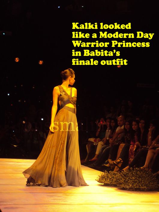 Kalki walks the ramp for Babita at Lakme Fashion Week