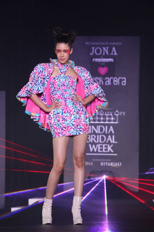 Jona presents Manish Arora at Aamby Valley India Bridal Week 02