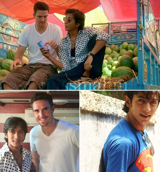 Kevin Pietersen and Anshuman Jha in a Pepsi Commerical