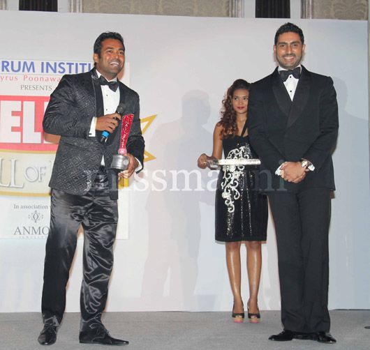 Leander Paes and Abhishek Bachchan at Hello! Awards