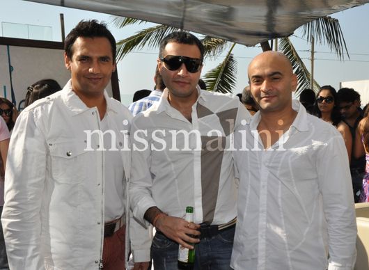 Marc Robinson, Kapil Mahtani and Vijay Singh