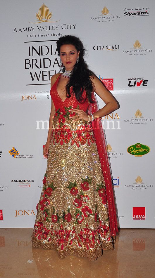 Falguni &#038; Shane Peacock at Aamby Valley India Bridal Week 2010