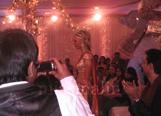 Rakhi-the-coy-bride-enters