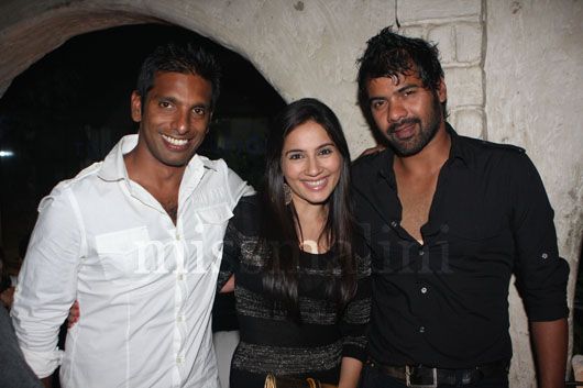 Ritwik, Anchal and Shabbir Aluvalia Ritwik, Anchal and Shabbir Aluvalia