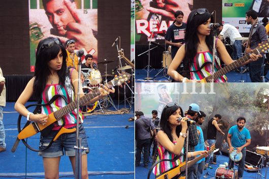 Shibani Kashyap in sound check