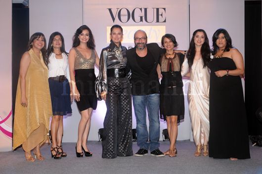 Vogue Beauty Awards '11 panel - Geeta Rao (Vogue Beauty Editor), Malvika Kohli, Dia Mirza, Mickey Contractor, Adhuna Akhtar, Simone Singh, Priya Tanna and Ritu Beri