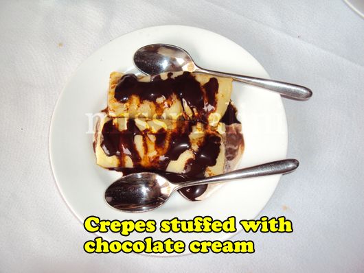 crepes with chocolate cream