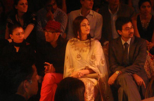 Narendra Kumar & Sonam Kapoor