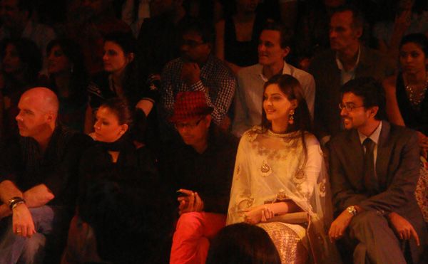 Celebrity Front Row