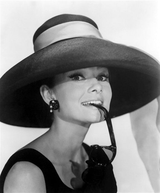 Audrey Hepburn (photo courtesy | ellegirl.ru)