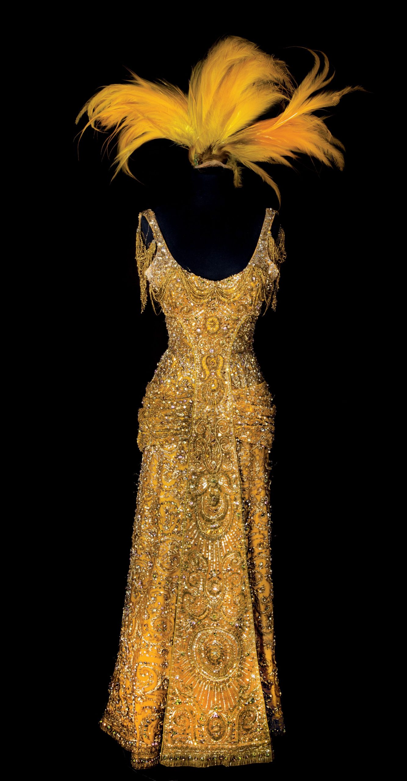 Barbra Streisand's gown from the 1969 classic Hello,Dolly |Photo: mailchimp