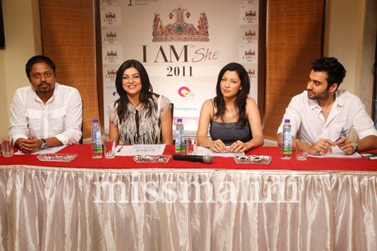 (left to right) Joy Dutta, Sushmita Sen, Aditi Gowitrikar, Jackky Bhagnani