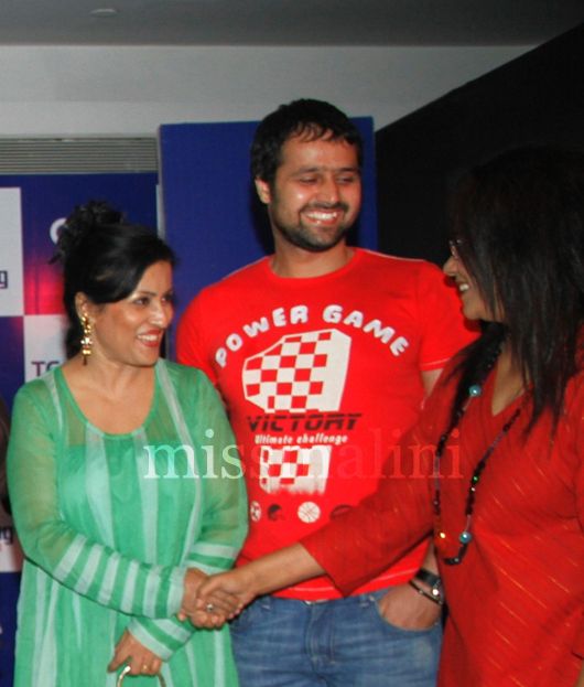 Madhushree, sufi singer Mudasir Ali and actor Seema Biswas share a moment