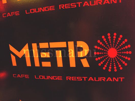 Metro - Bombay's newest lounge-bar