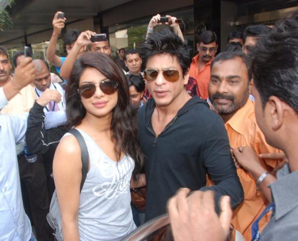 Priyanka Chopra & Shah Rukh Khan | Photo Courtesy: worth gem